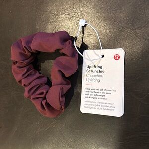 Lululemon scrunchie
